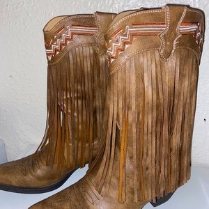Roper Size 9 Cowgirl Boots Super Cute fringed design